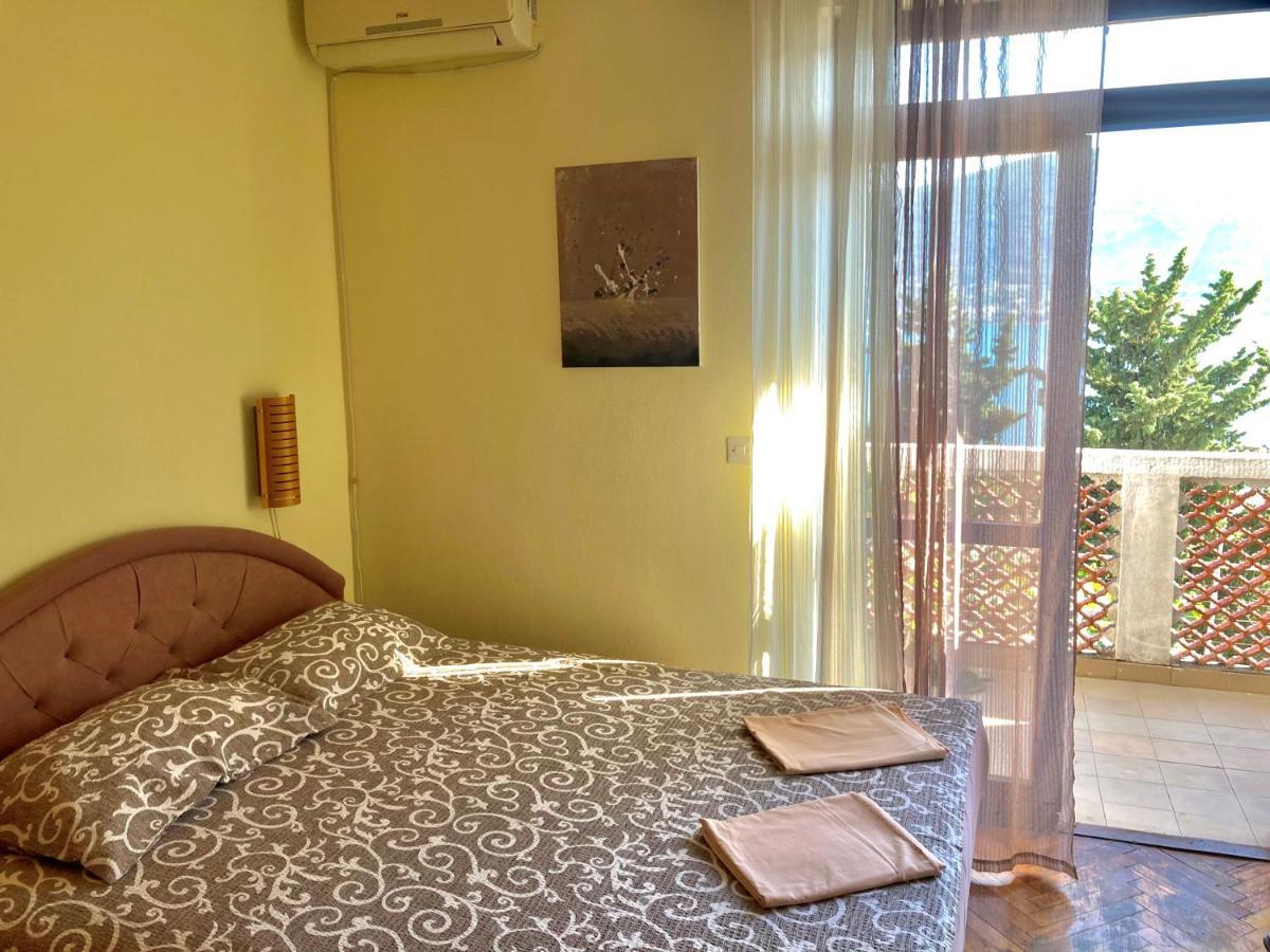 Apartmani Ilic Херцег Нови Екстериор снимка